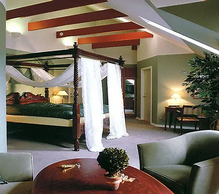 Christie's Sdr. Hostrup Otel 3*